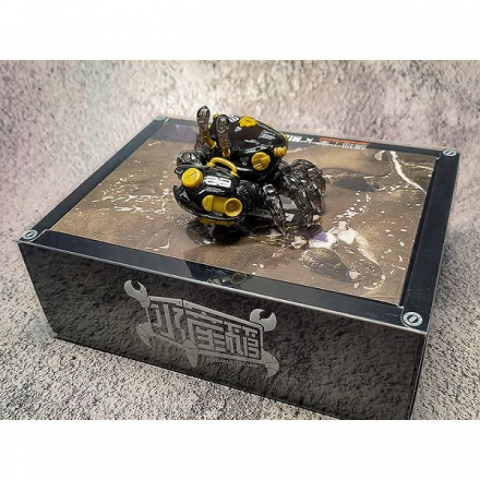 新感覚プラスチックモデルキット「水産箱シリーズ」からシオマネキが