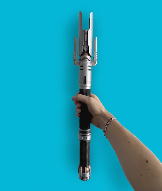 サバイバー：カル・ケスティスのクロスガードライトセーバー柄 - Etsy 日本