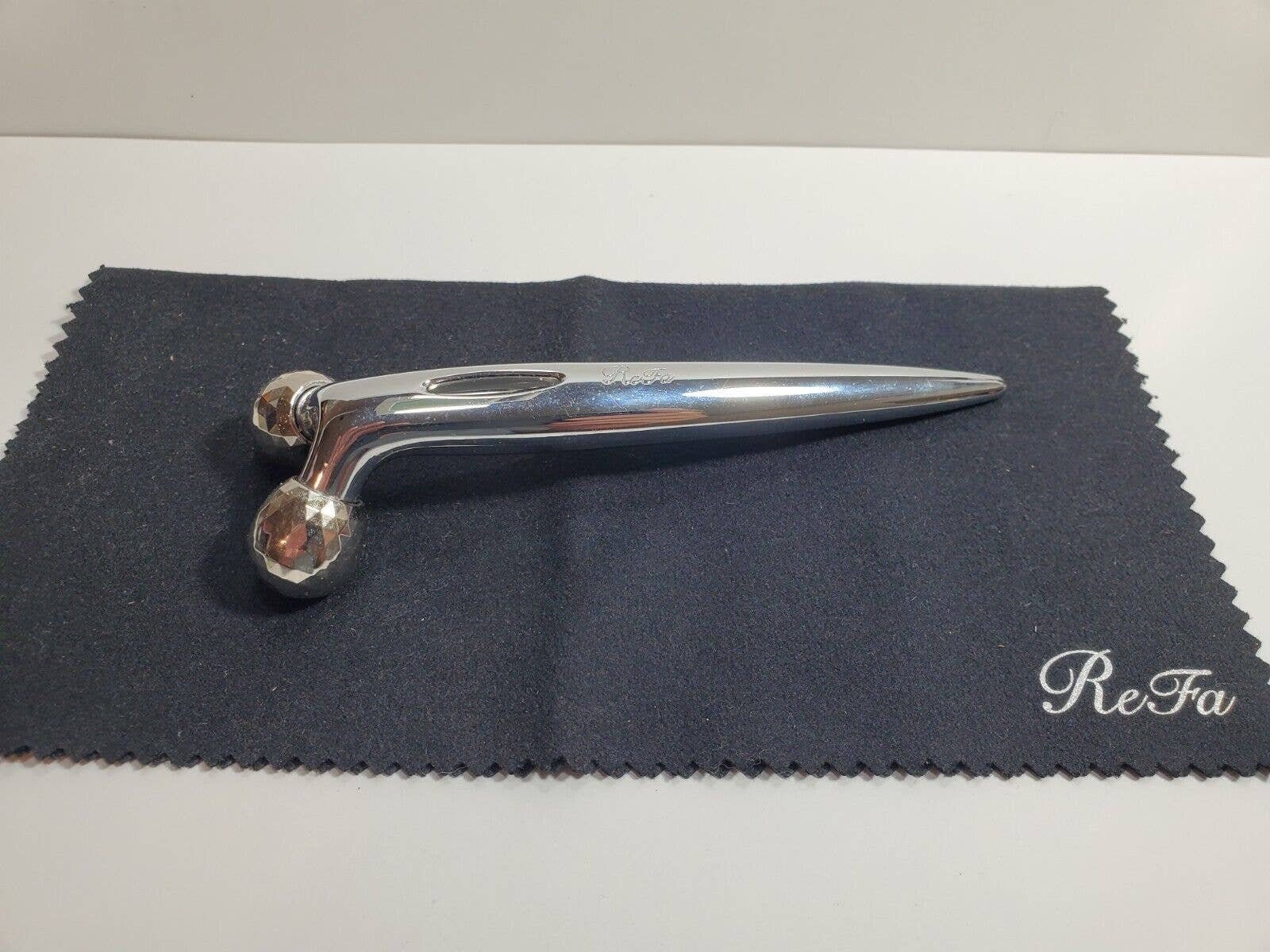 Mtg Refa S CARAT RF-SC1855B Facial Equipment Microcurrent Face