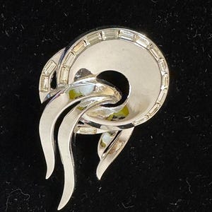 Trifari Pat Pend - Etsy