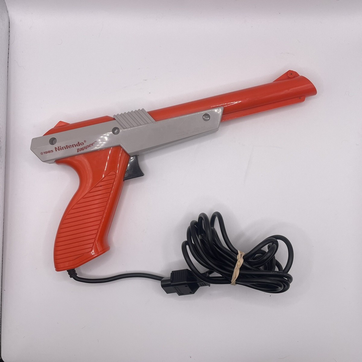 Original Nintendo NES Zapper Light Gun Orange Duck Hunt | eBay