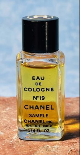 Vintage Chanel No.19 Pure Perfume Parfum Extrait 14ml/0.47oz