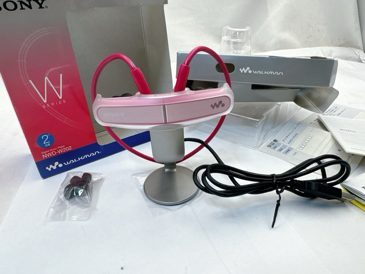 Sony NWD-W202 2GB MP3 Pink Walkman Sports Wearable Headphone