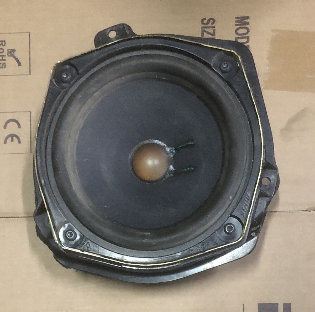 Opel Omega B 2000-03 Front Right Door Bose Speaker With Holder