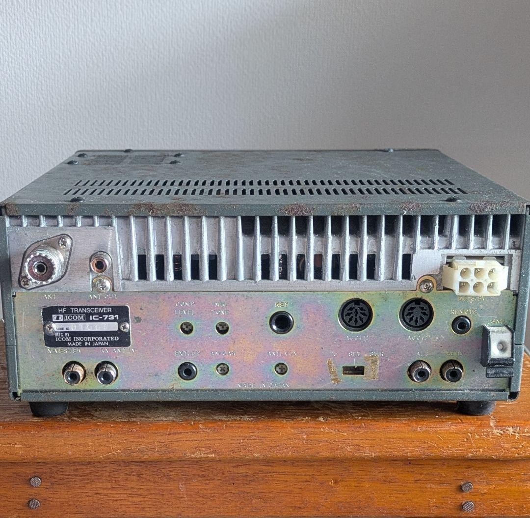 ICOM HF TRANSCEIVER IC-731 Icom IC-731 HF Transceiver Junk