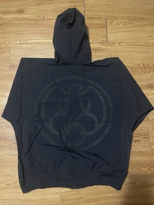 Yeezy WB-01 Windbreaker Black size 2 or M-L | eBay