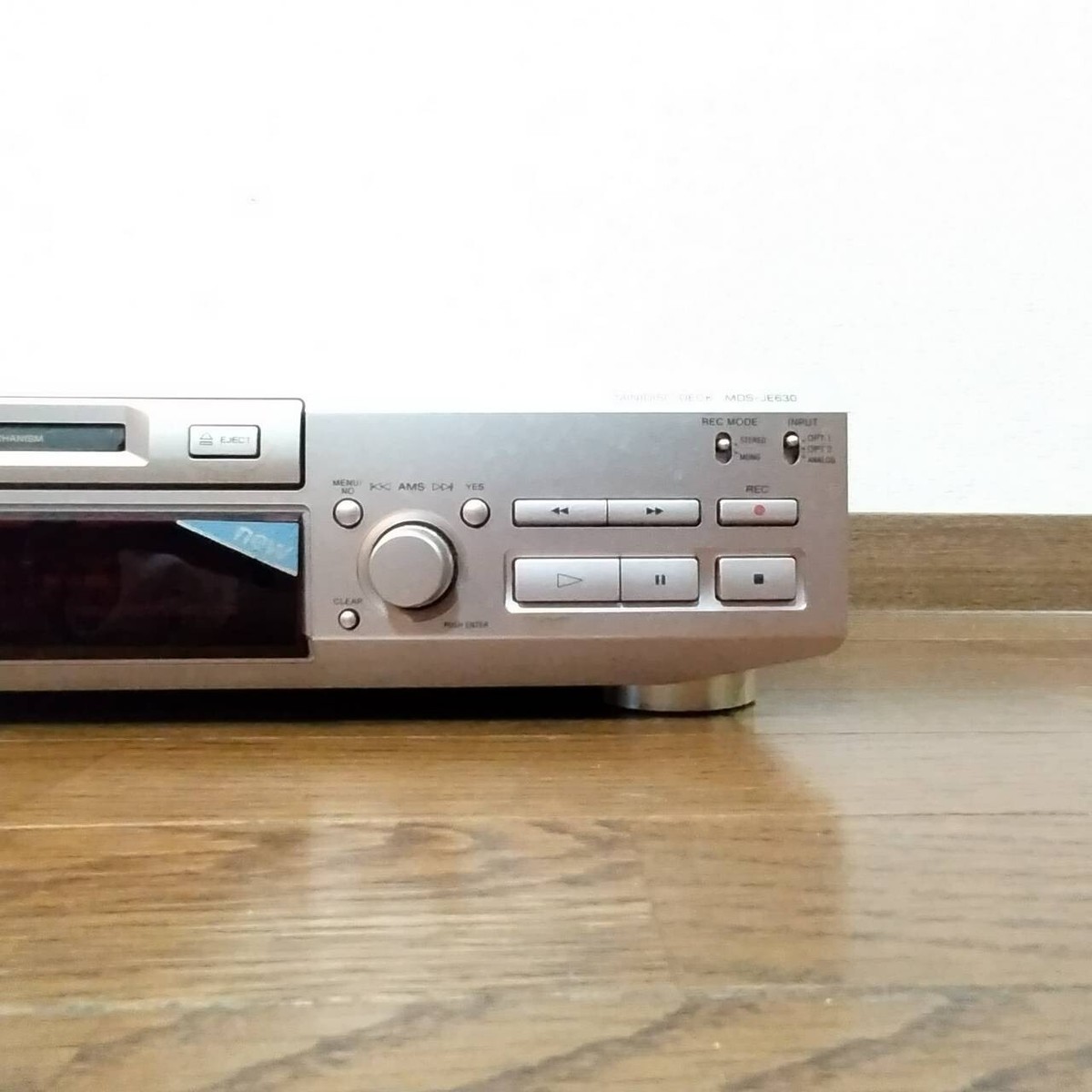 Sony MDS-JE630 Mini Disc player/recorder ATRAC TYPE-R DSP Fully