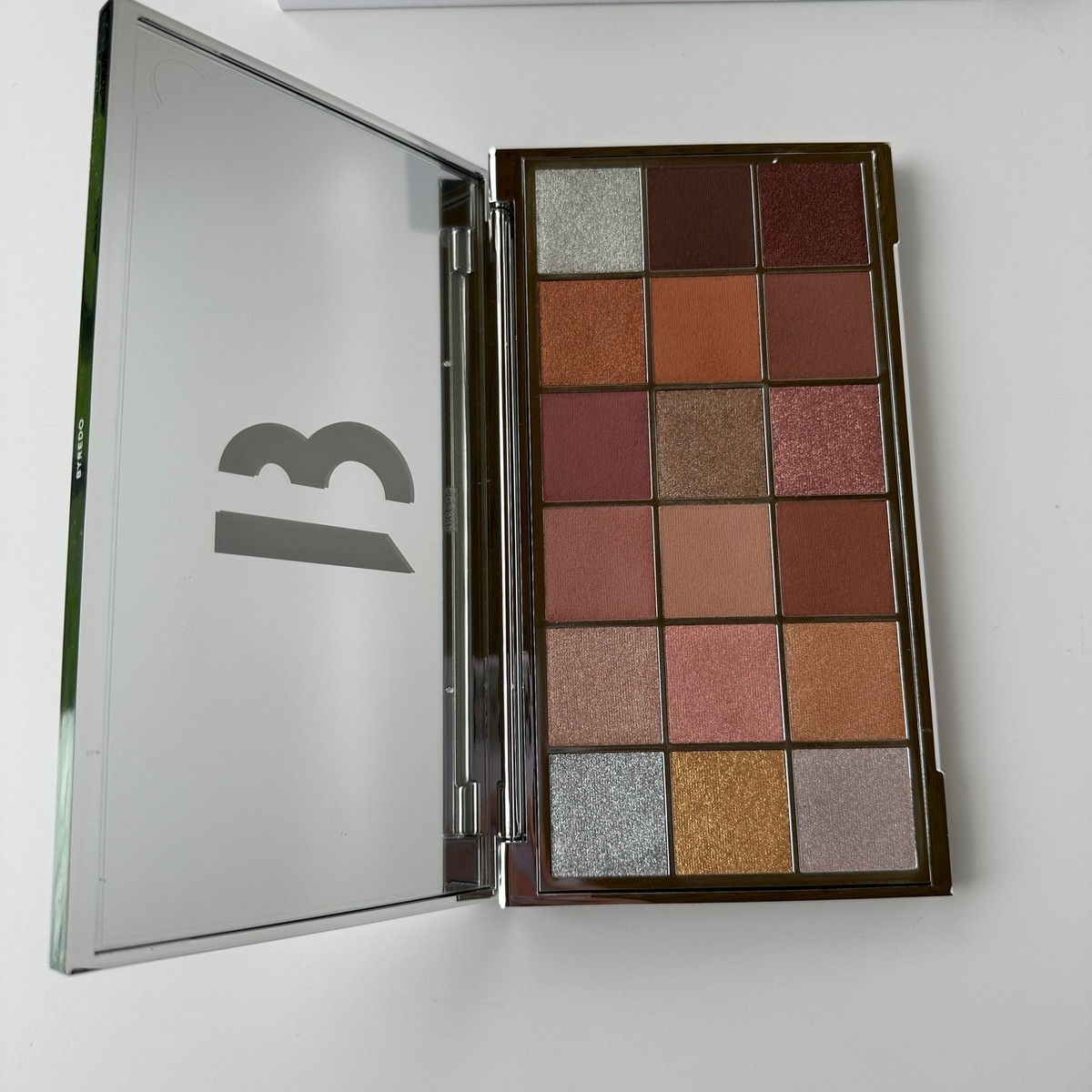 Byredo Remembrance Eyeshadow Palette Limited Edition 18 Shades