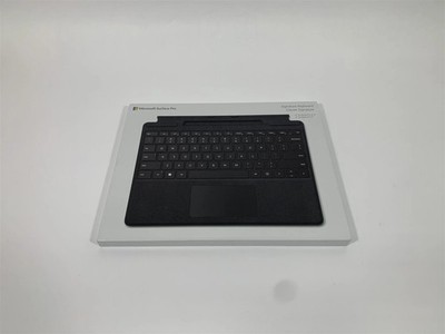 Microsoft Surface Pro Signature Keyboard - Black - (8XB-00001