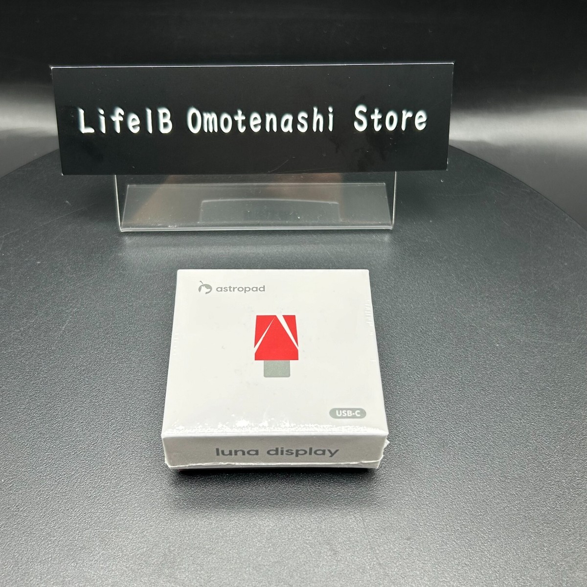 Luna Display USB-C Adapter Use iPad as Wireless Second Monitor