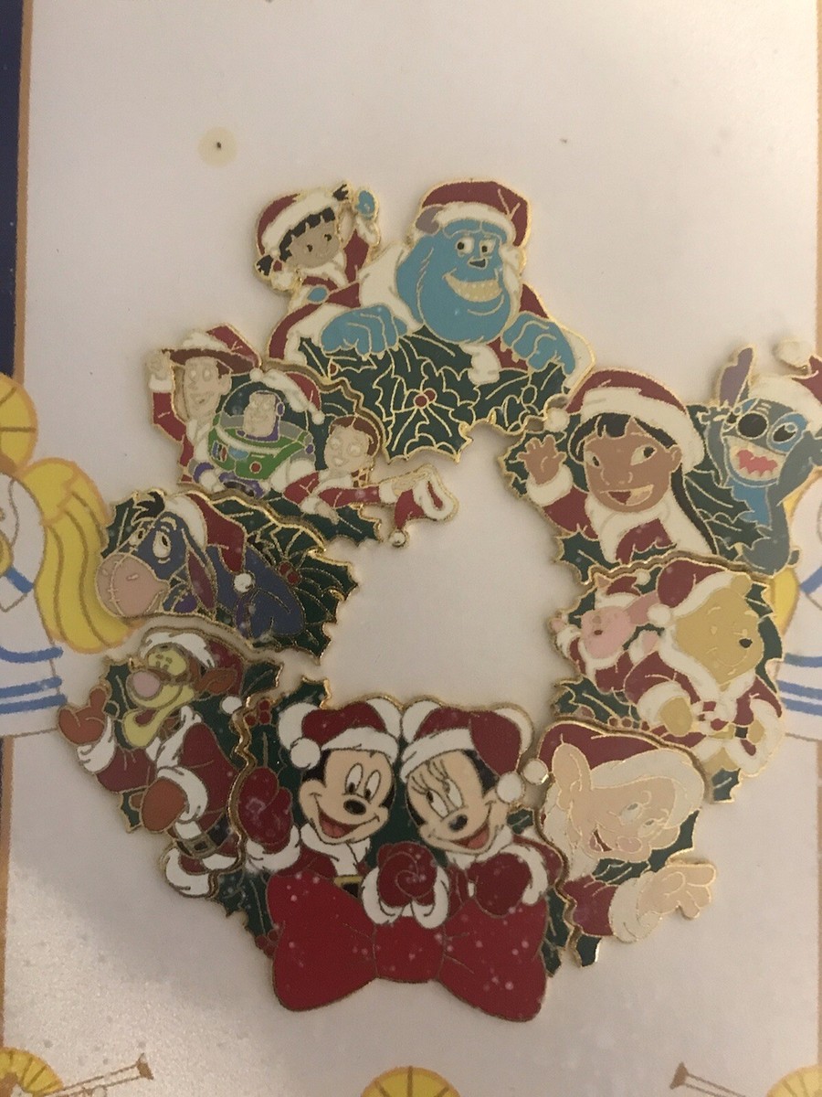 Disney Pin 12 Months of Magic Disney Store Christmas Wreath Puzzle