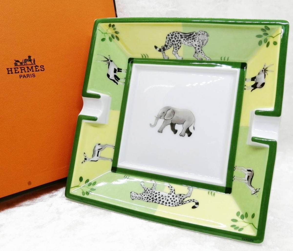 Hermes Paris Ashtray Elephant Africa Plate Green Dish Porcelain