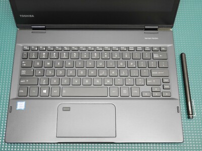TOSHIBA DYNABOOK PORTEGE X20W-E 12.5