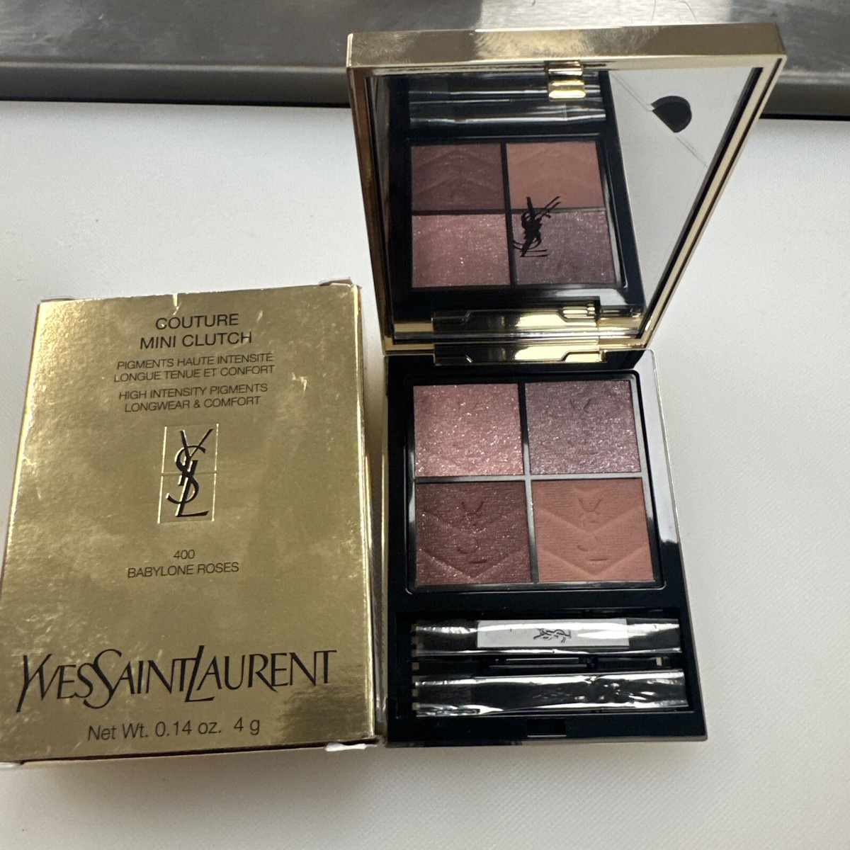 YVES SAINT LAURENT COUTURE MINI CLUTCHLONGWEAR PIGMENT 