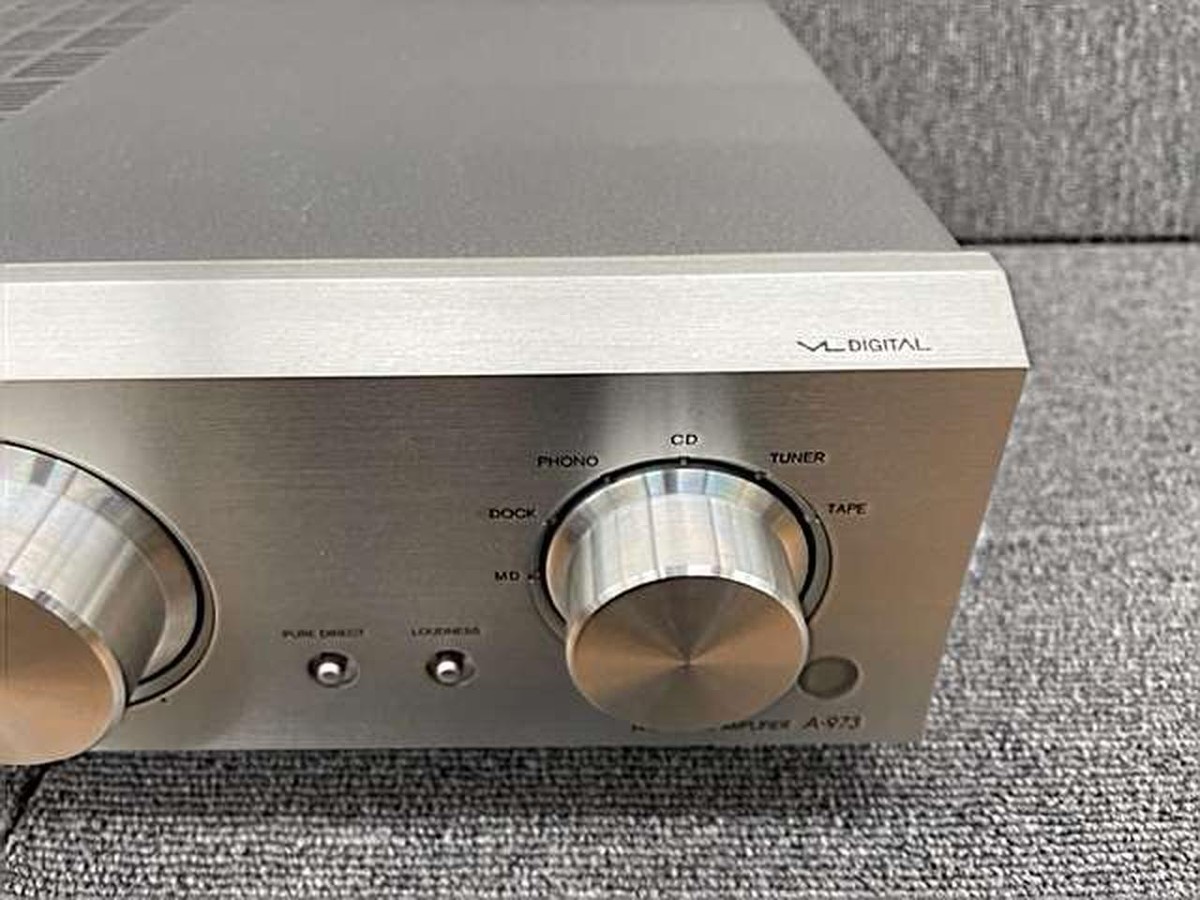Onkyo A-973 Integrated Amplifier Silver Working Properly Shipping