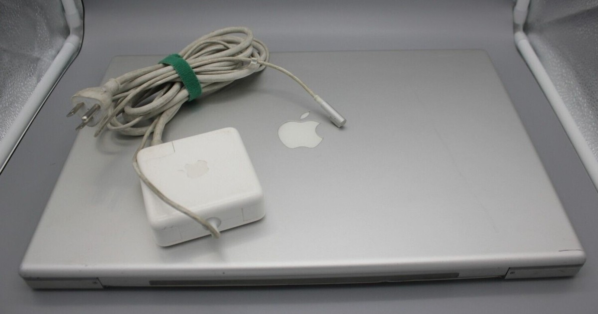 Apple MacBook Pro 17