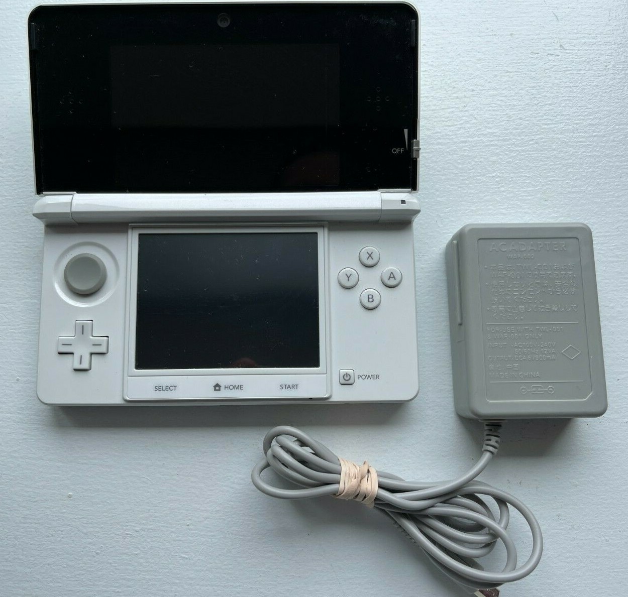 Nintendo 3DS Console - Pure White - Japanese Import - Good