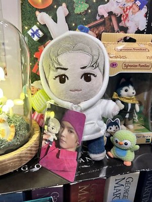 NCT CCOMAZ GROCERY STORE OFFICIAL MD Plush Doll Lee Taeyong NCTzen