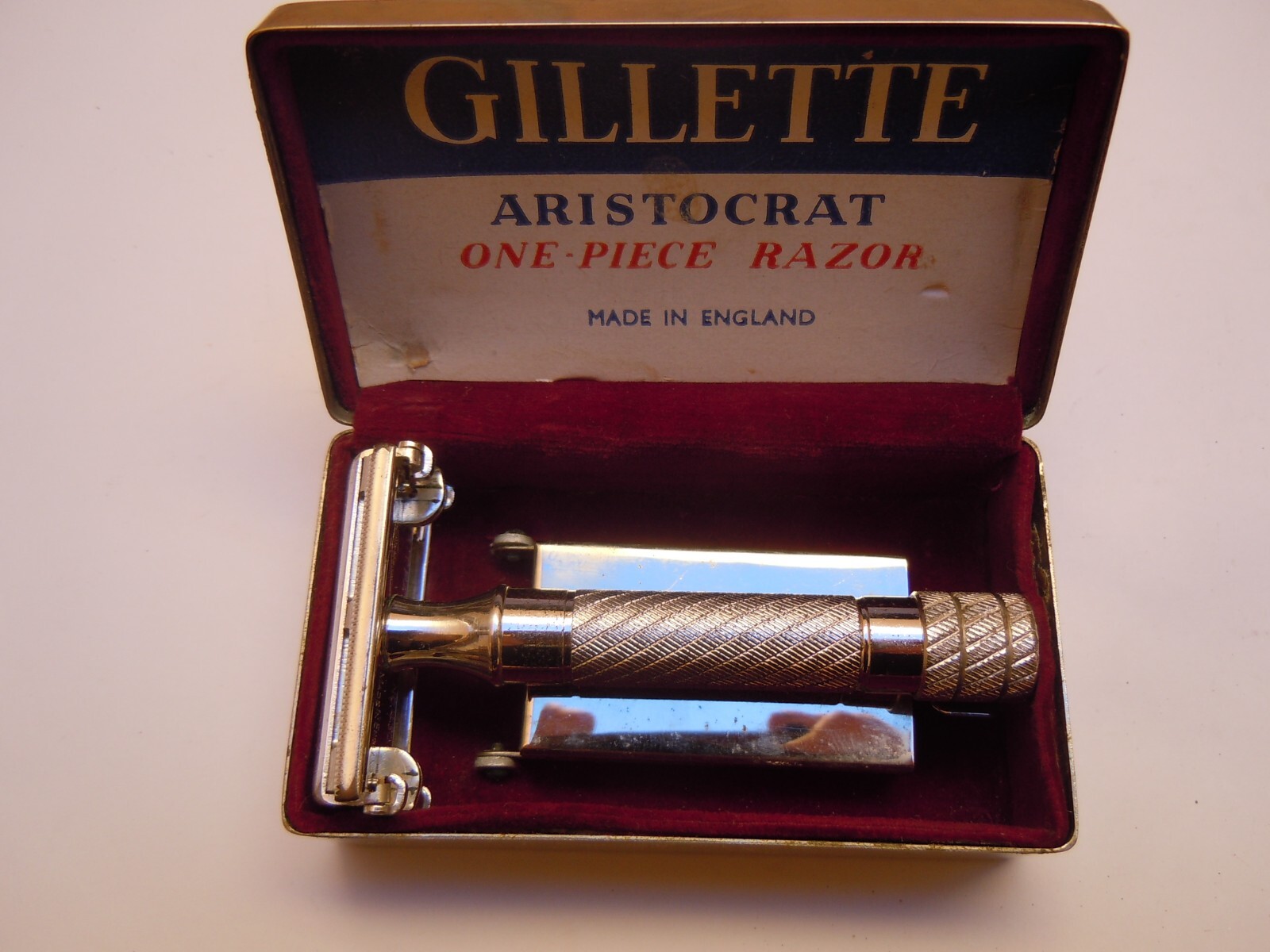 Vintage Gillette Aristocrat #15 safety razor rhodium plated made