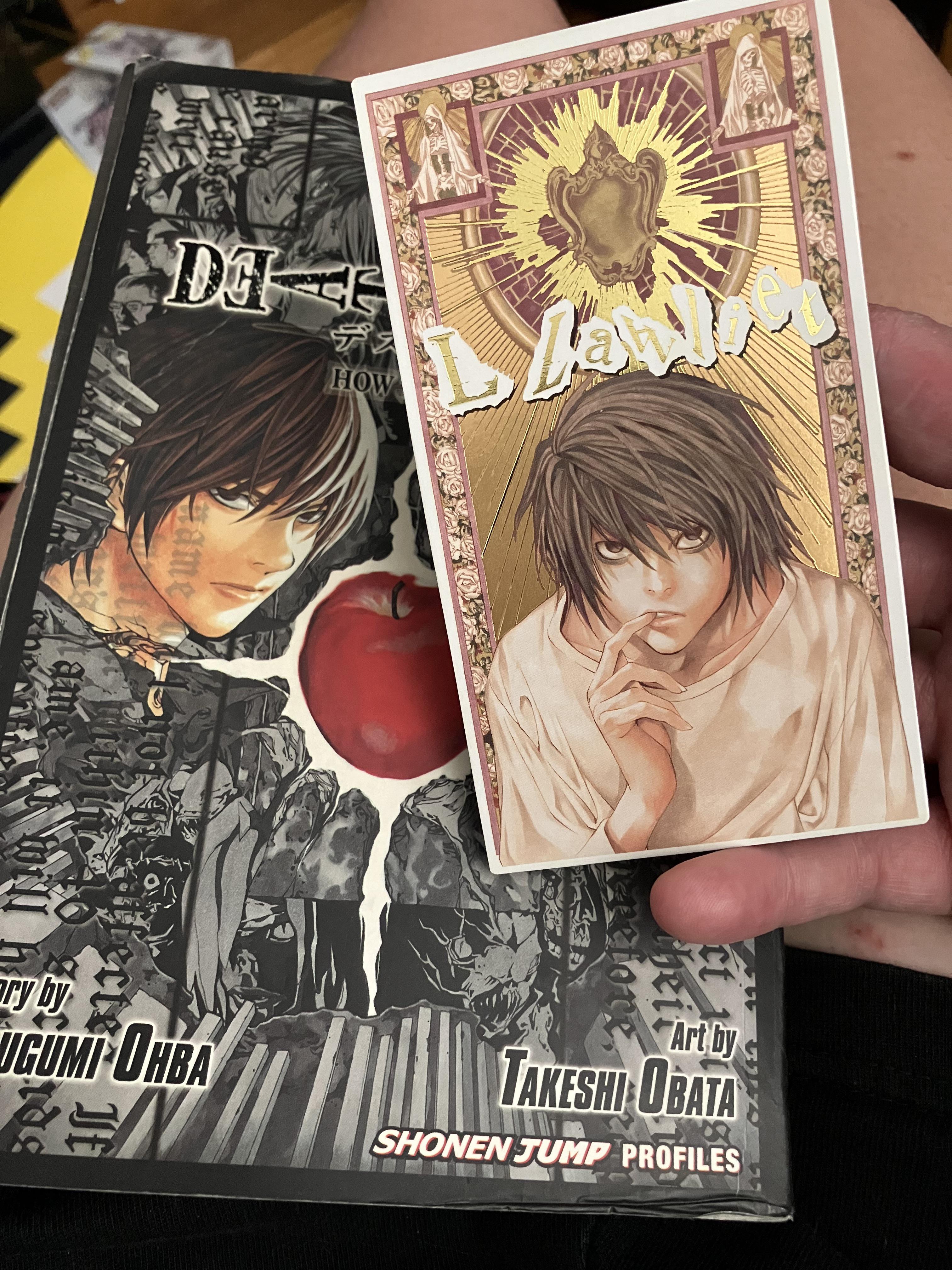 10年以上前に買ったデスノート13巻を開いた。Lの真名カード、マジで