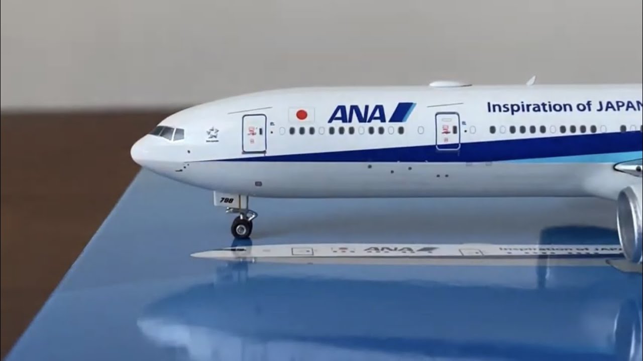 Phoenix Models 1:400 All Nippon Airways Boeing 777-300er - YouTube
