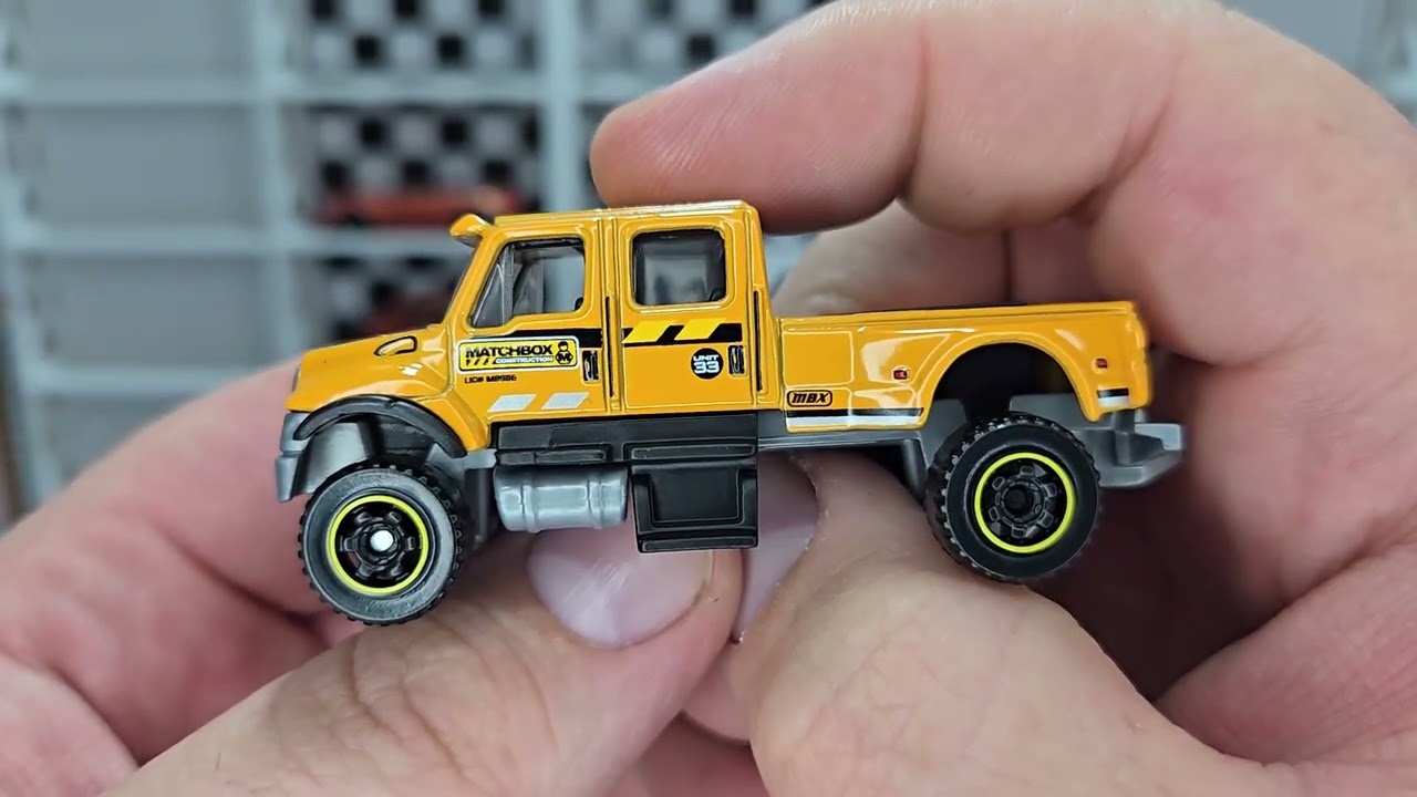 Batch Review: 2025 Matchbox Mainline - Mix 8 - Case H - YouTube