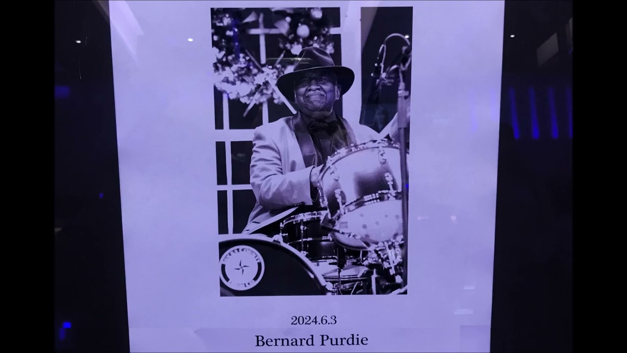 Bernard Purdie Coolin' n' Groovin' - YouTube