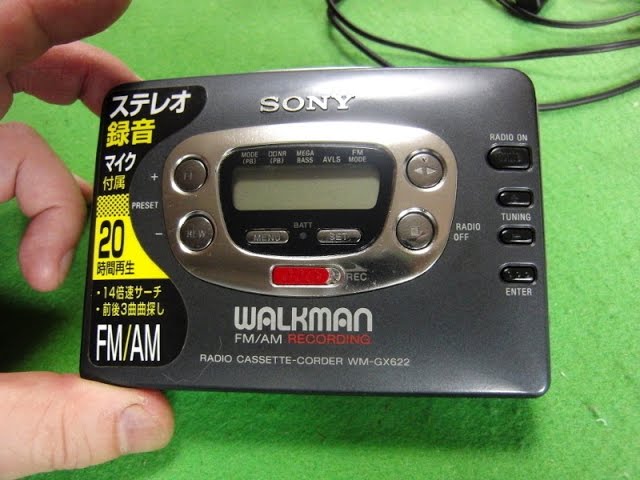 SONY 1996年 カセットウォークマン WM-GX622 - YouTube