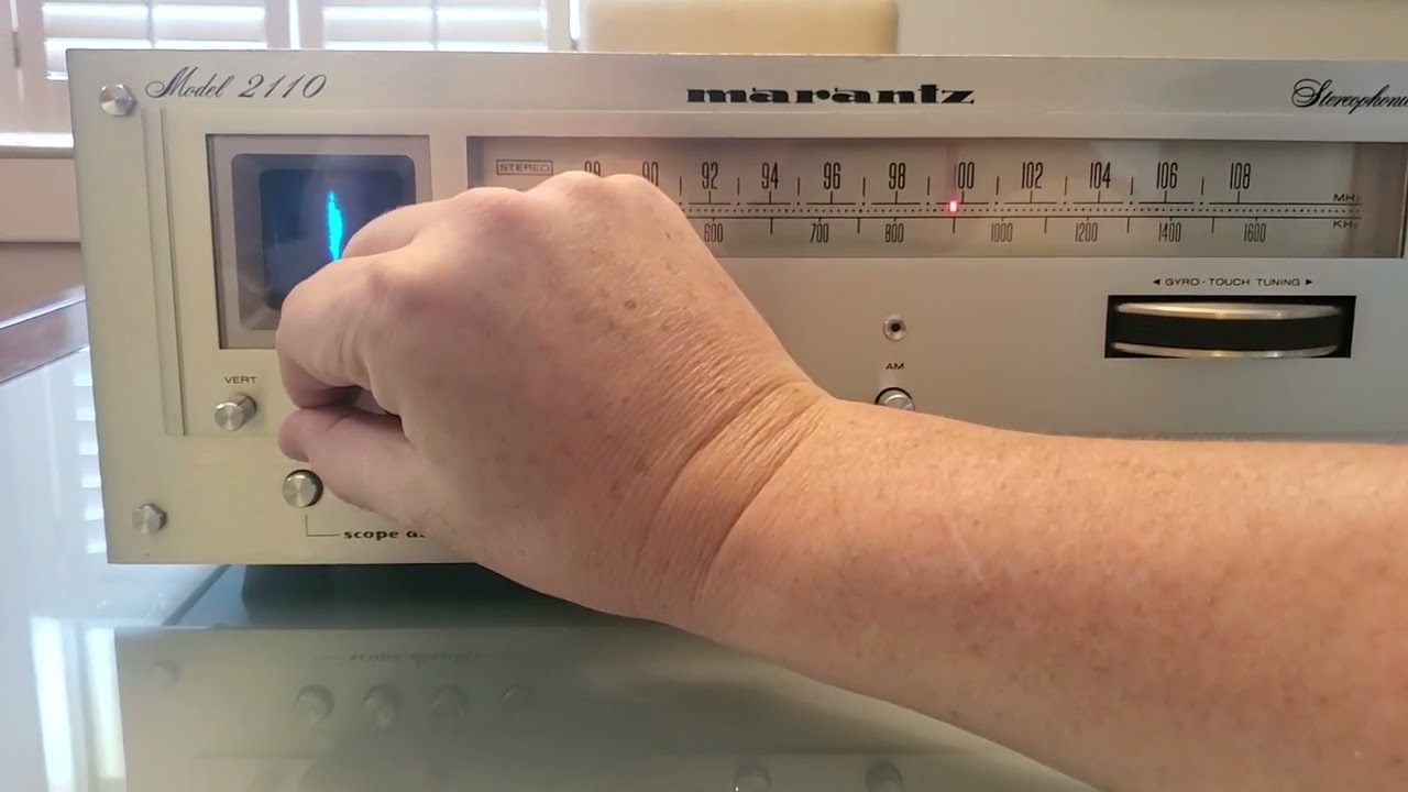 Marantz 2110 Stereophonic Tuner with Working Scope - YouTube