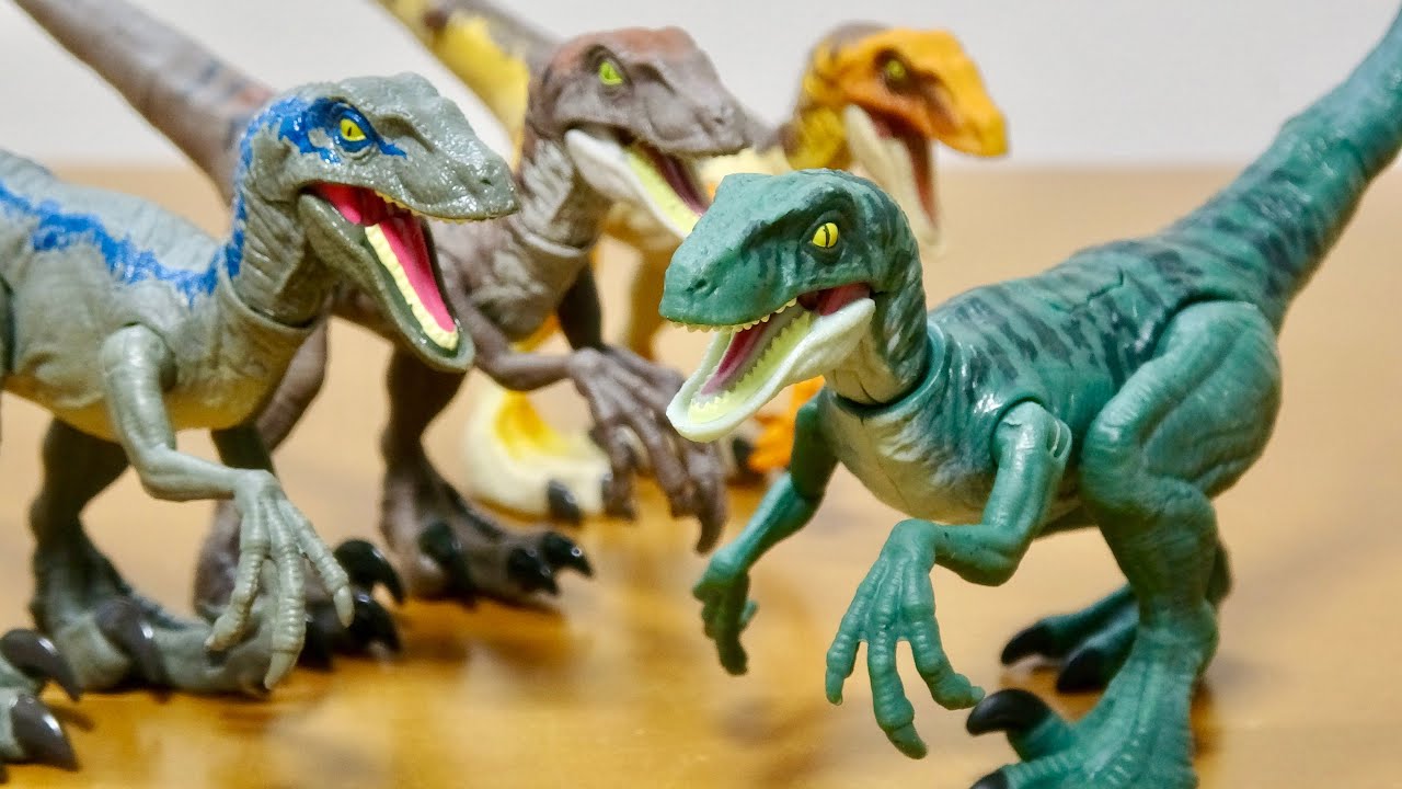 ヴェロキラプトル4姉妹 デルタ!【ジュラシック・ワールド】 リアルミニ