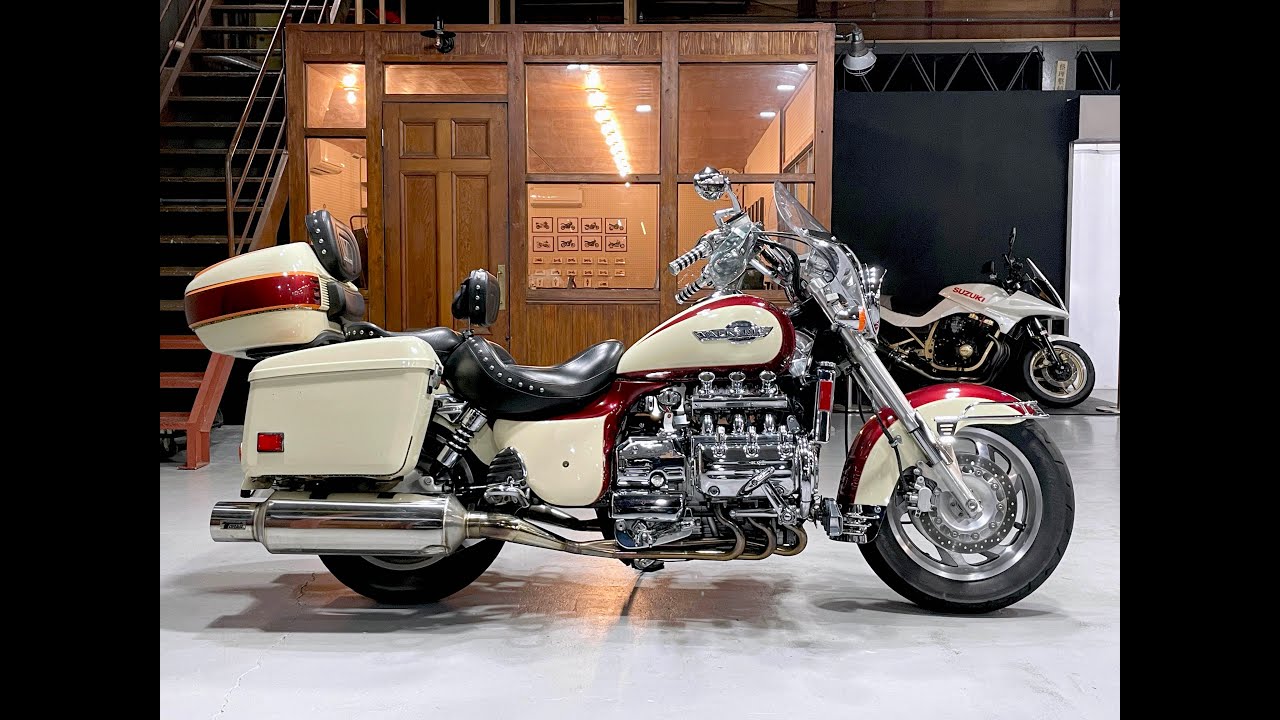 HONDA Valkyrie SC34 - ホンダ ワルキューレ 6気筒エンジン - SP忠男製