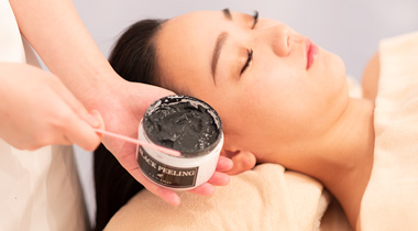 湘南藤沢の脱毛・まつエクサロンCerise LaLaブラックピーリング