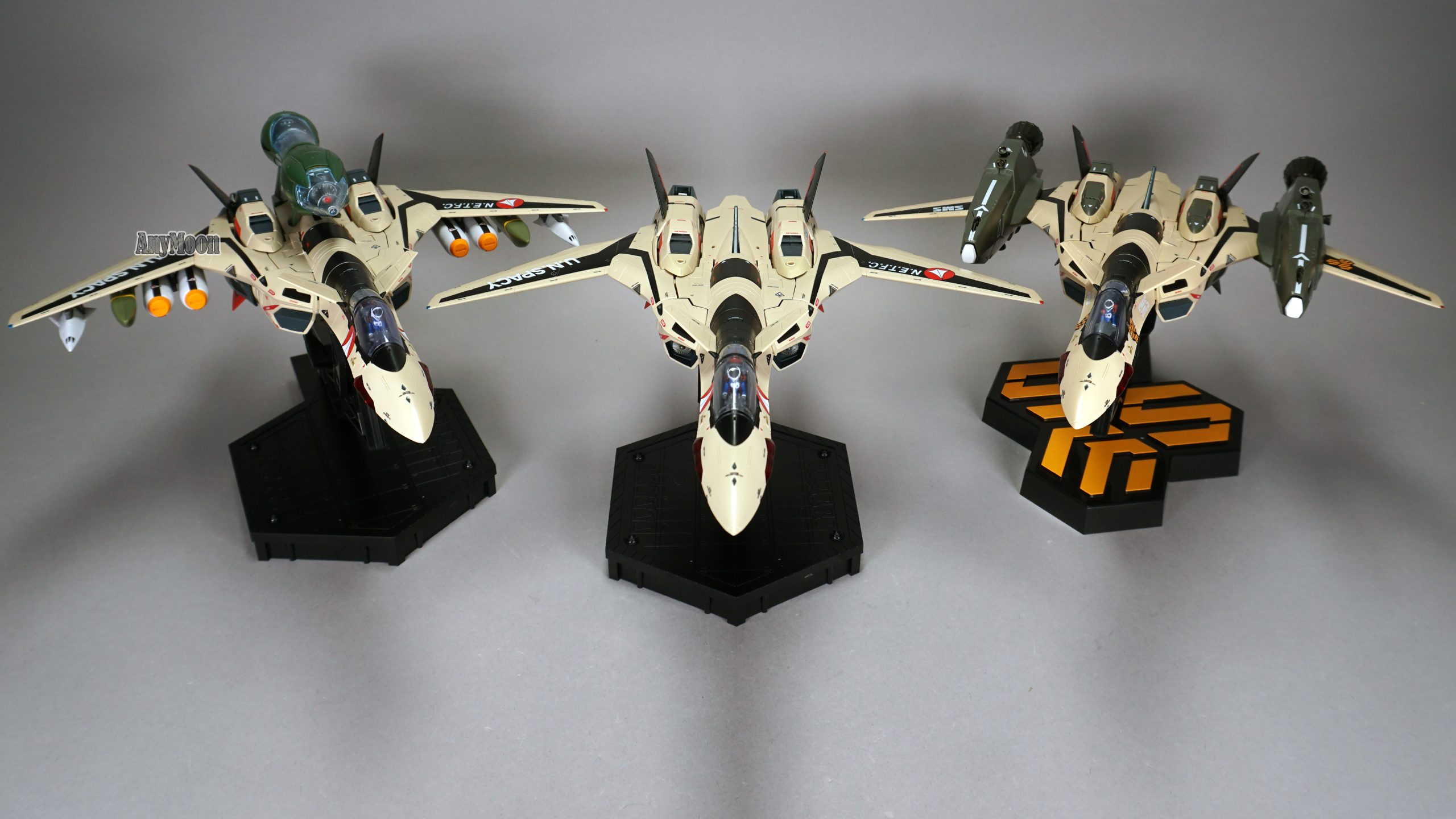 Bandai DX YF-19 and VF-19Advance Toys – Scorched Earth Toys