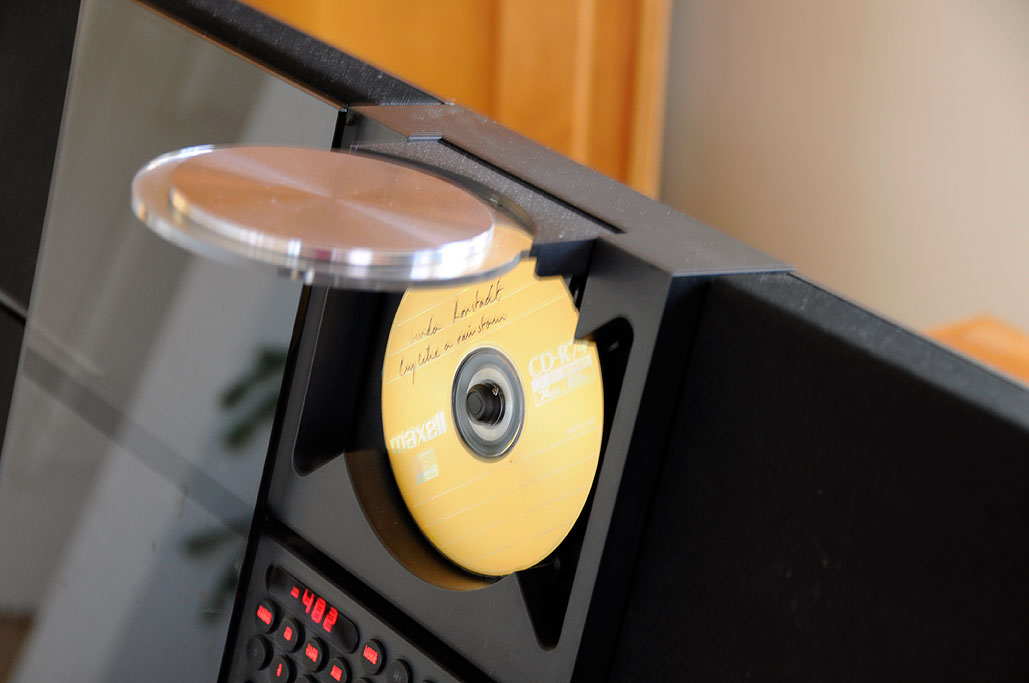 Bang & Olufsen: Beosound Century | RainyDayMagazine