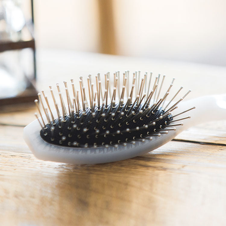 ウィッグ専用ブラシ グッズ｜リネアストリア