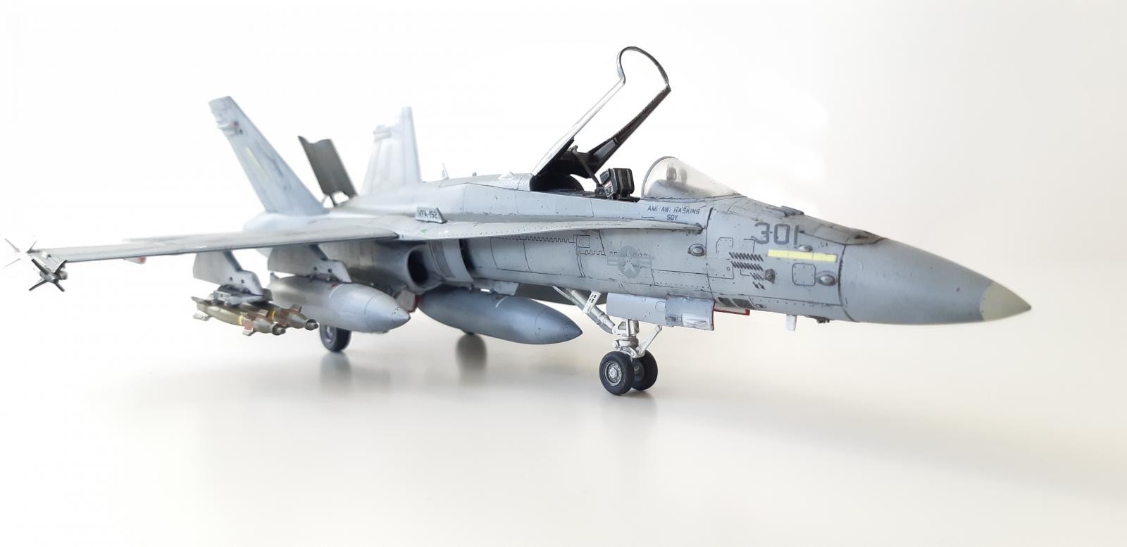 Boeing F/A-18C HORNET VFA-192 