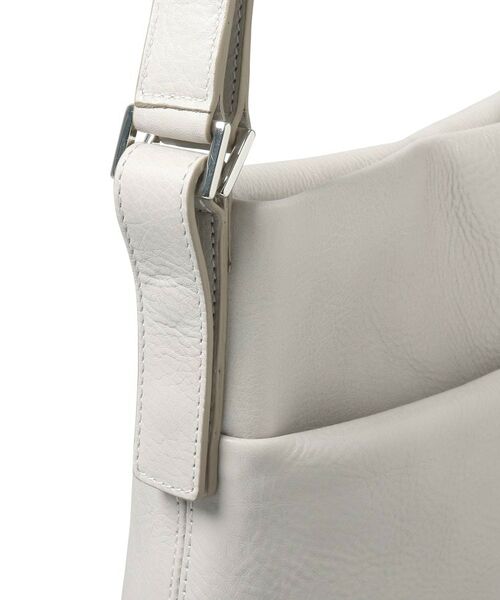 ヴィータ】レザーショルダーバッグ S 2WAY 本革（商品番号：P25-20100