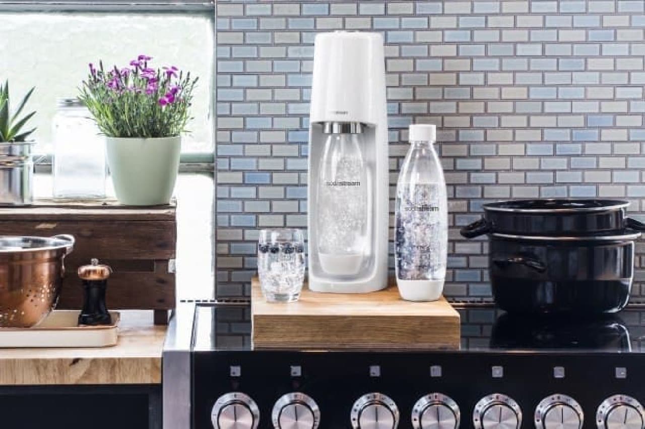 おうちで炭酸水が作れる「ソーダストリーム」にスタイリッシュな新