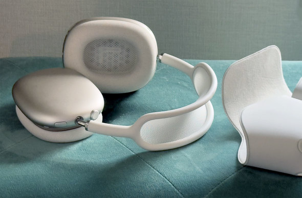 AirPods 4」はより小さく、より多機能に！ 「AirPods Pro 2」は数億人