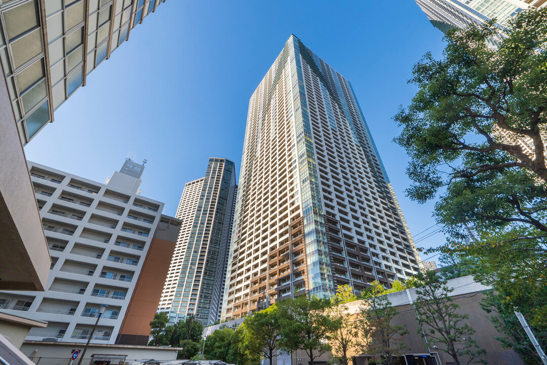 THE TOKYO TOWERS MID TOWER 53階の高層階、レインボーブリッジが