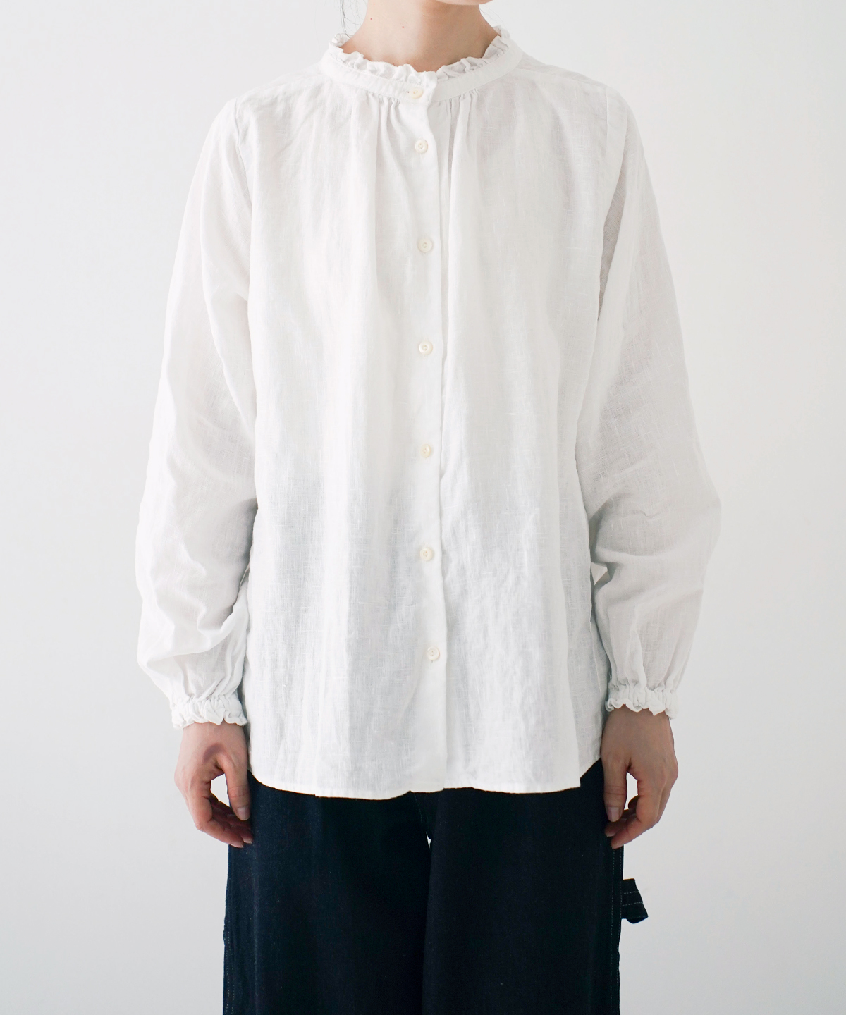 リネンスタンドフリルブラウス｜nest Robe / CONFECT ONLINE SHOP