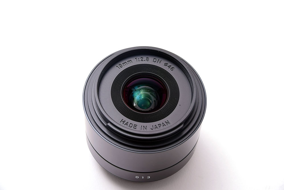 SIGMA (シグマ) A 19mm F2.8 DN (マイクロフォーサーズ用) ブラック