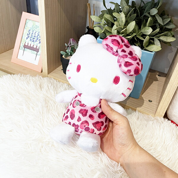 サンリオ ハローキティ ヒョウ柄 ピンク お座りぬいぐるみ インテリア
