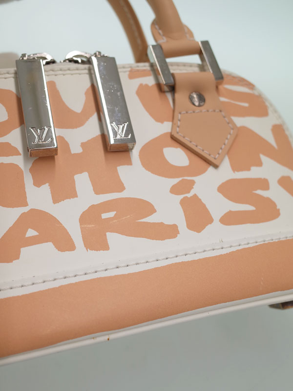 LOUIS VUITTON】ルイヴィトン『グラフィティ アルマPM』M92178