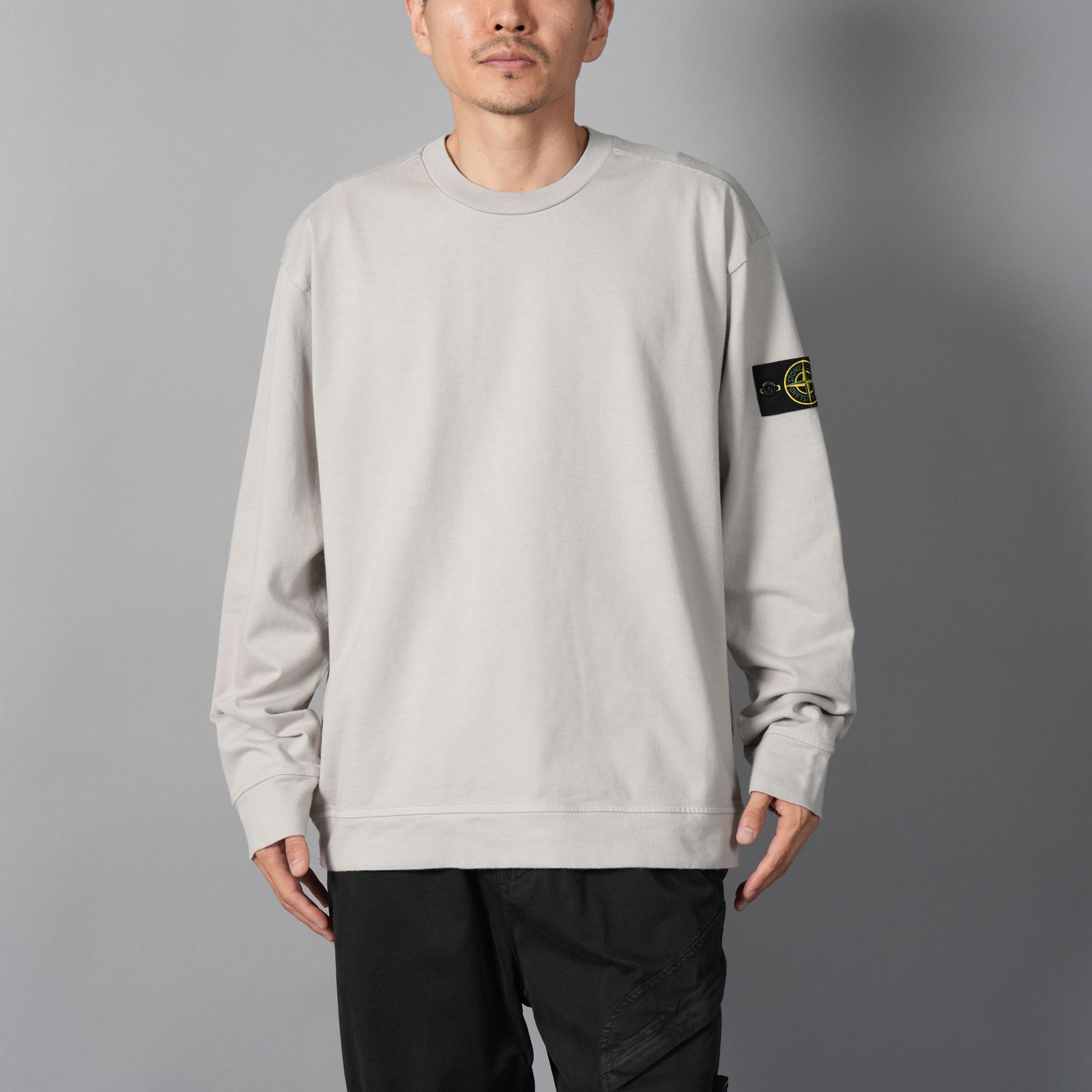 厳選】2025年発売のストーンアイランド定番人気スウェット (トレーナー