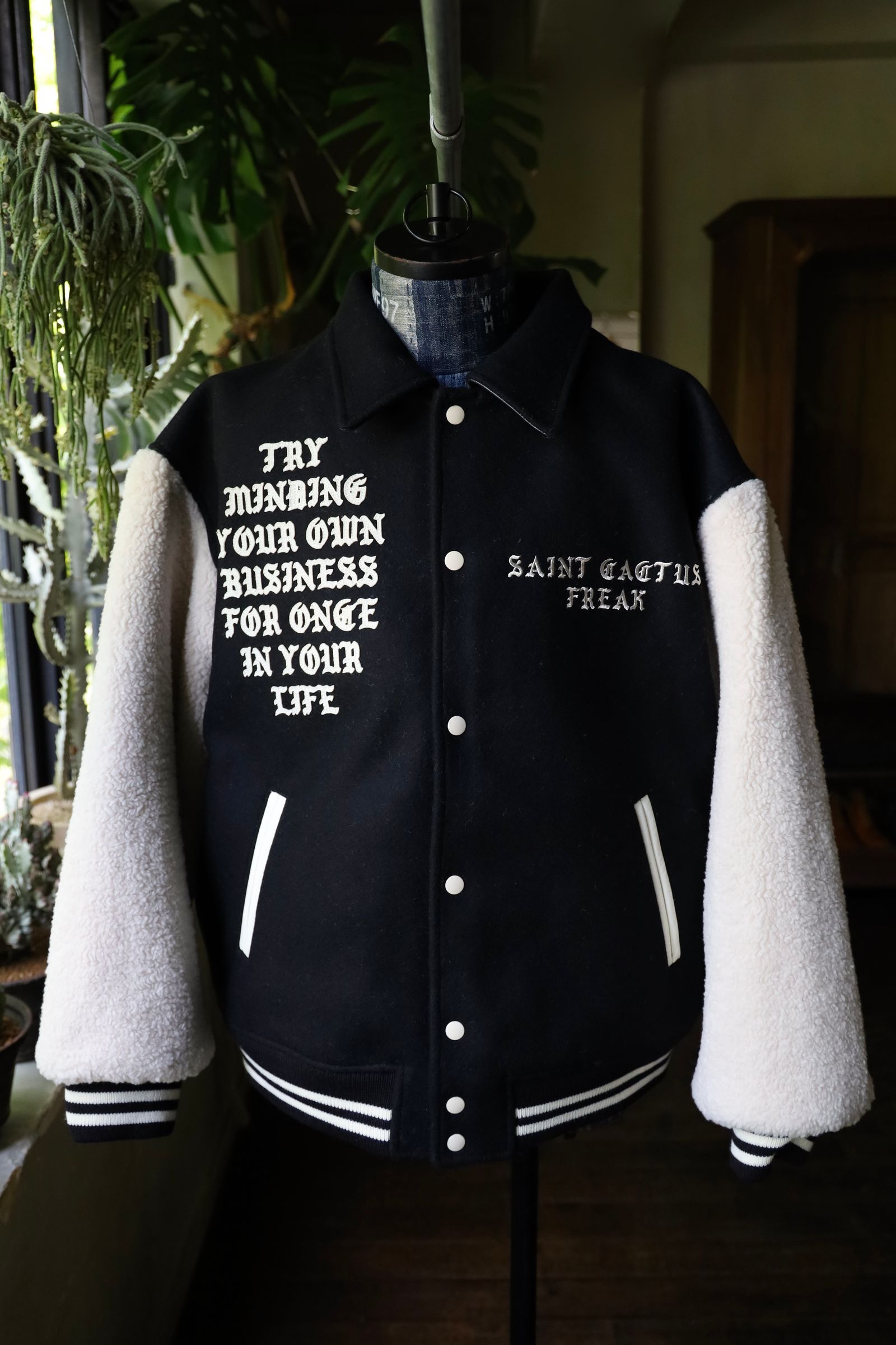 FhRvWaQsw15p.jpg?width=768