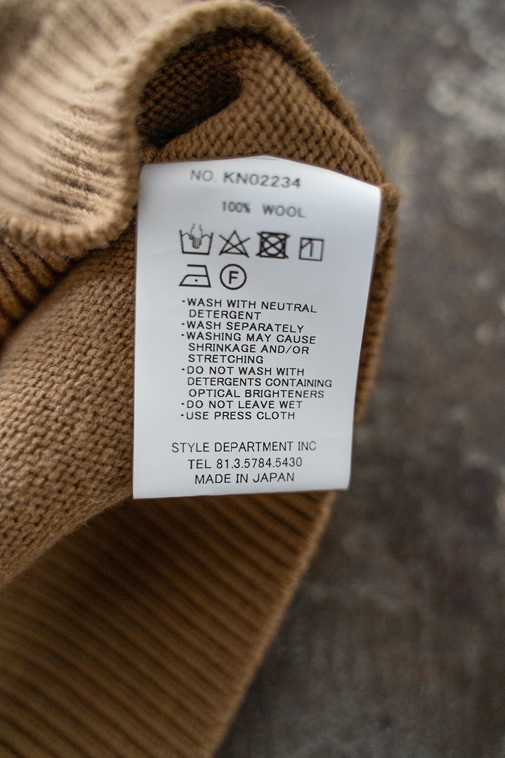 STILL BY HAND - 【ラスト1点】7Gスキッパーポロニット(CAMEL) | Salty