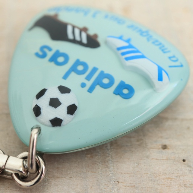 ブルボンキーホルダー アディダス adidas