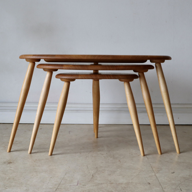 美品】アーコール（ERCOL）ネストテーブル 商品番号【021057