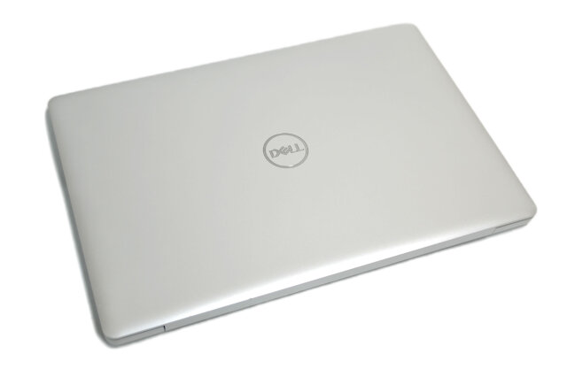 ノートパソコン フルHD DELL Inspiron 5570 第8世代 Core i7 8550U